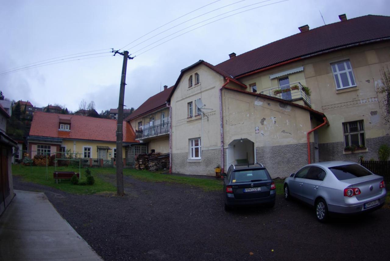 Tri Klenby